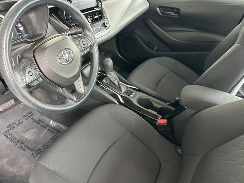 Certified 2022 Toyota Corolla LE image 11