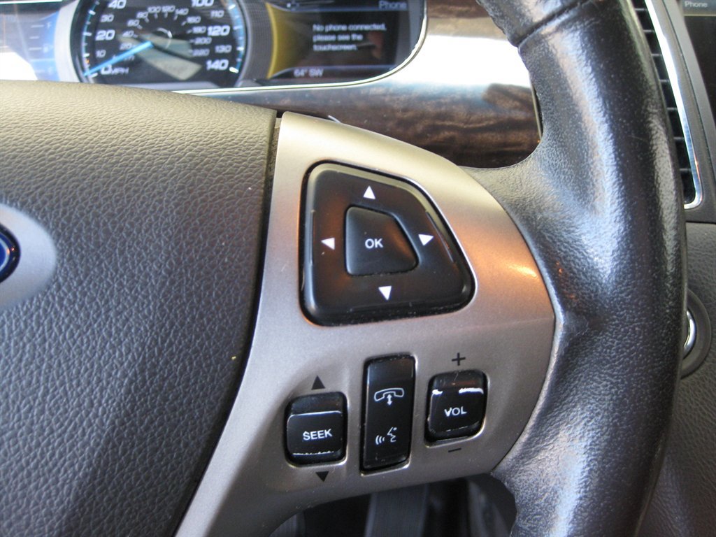 Used 2015 Ford Taurus Limited FWD image 15