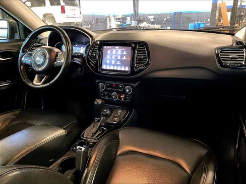 Used 2018 Jeep Compass Limited image 14