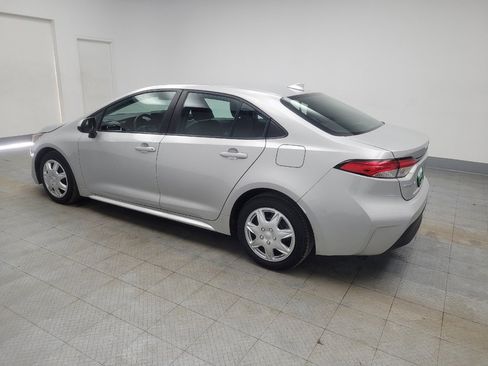 Used 2023 Toyota Corolla LE image 3