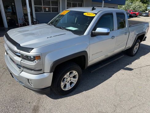 Used 2017 Chevrolet Silverado 1500 LTZ Z71 w/ LTZ Plus Package AWD/4WD image 3