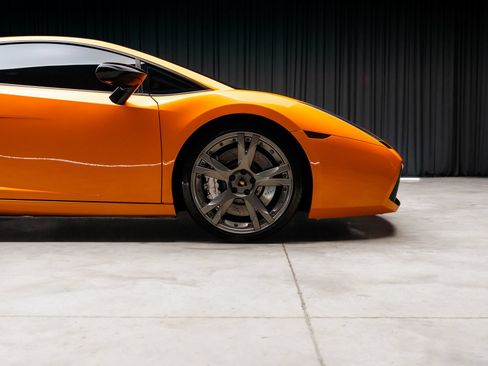 Used 2006 Lamborghini Gallardo AWD/4WD image 25