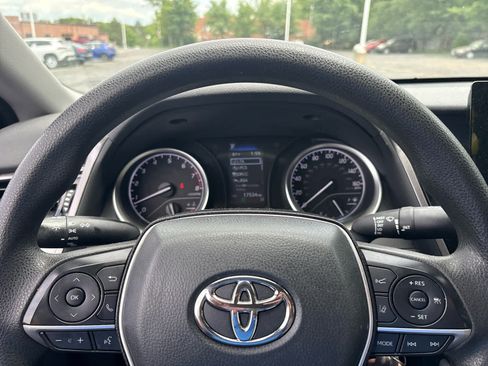Used 2023 Toyota Camry LE FWD image 11