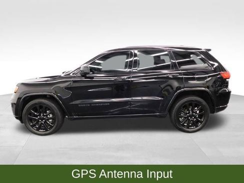 Used 2019 Jeep Grand Cherokee Altitude image 6