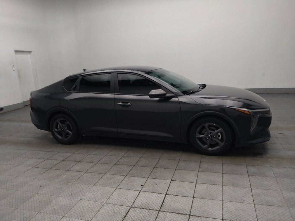 Used 2025 Kia K4 FWD image 11