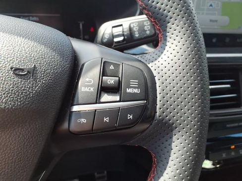 Certified 2023 Ford Escape ST-Line w/ Tech Pack #1 AWD/4WD image 15