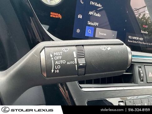 Used 2024 Lexus ES 350 Ultra Luxury w/ Accessory Package (Z2) FWD image 38