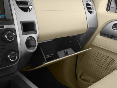 Used 2016 Ford Expedition EL King Ranch image 17