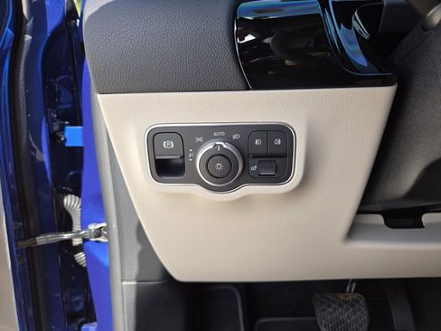 Used 2025 Mercedes-Benz GLA 250 image 19