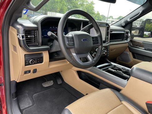 Used 2025 Ford F250 Lariat w/ Chrome Package AWD/4WD image 13