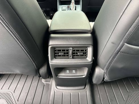 Used 2023 Honda CR-V Sport Touring image 17