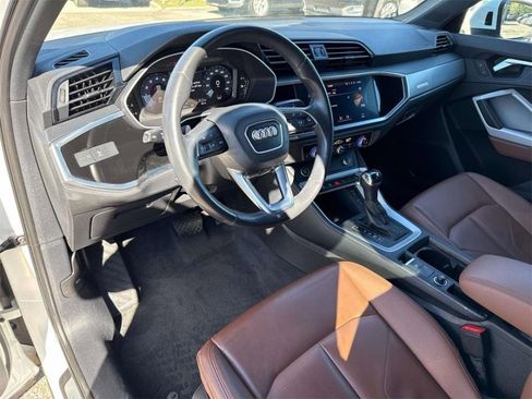 Used 2022 Audi Q3 2.0T Premium Plus image 22