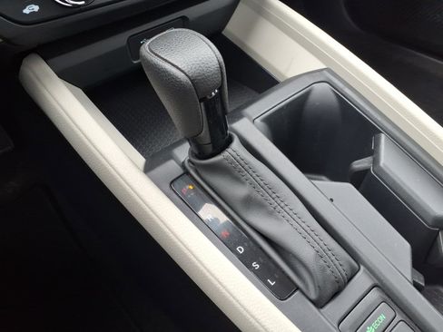 Certified 2023 Honda Accord EX image 15