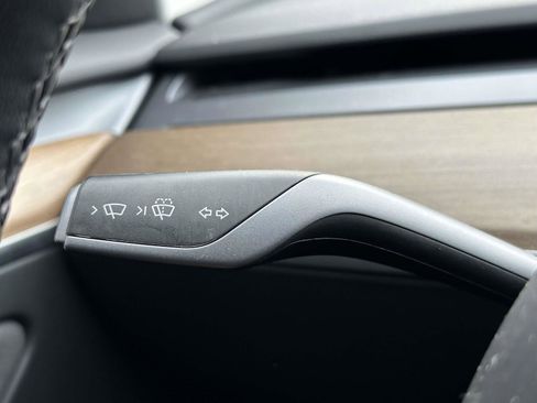 Used 2022 Tesla Model 3 Long Range image 31