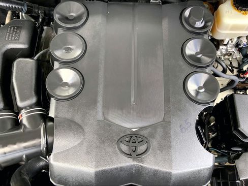 Used 2014 Toyota 4Runner Limited RWD image 32