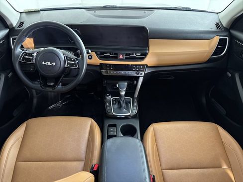 Used 2024 Kia Seltos SX w/ SX Sunroof Package AWD/4WD image 13