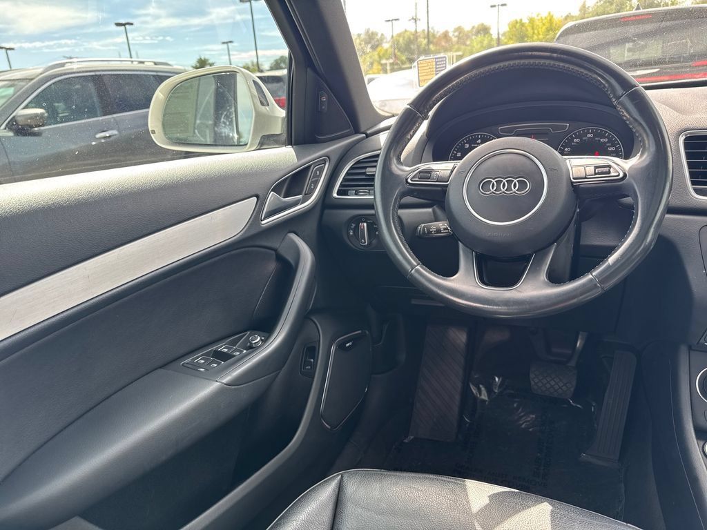 Used 2018 Audi Q3 2.0T Premium Plus AWD/4WD image 53