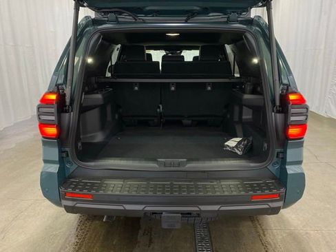 New 2026 Toyota 4Runner TRD Off-Road Premium AWD/4WD image 11