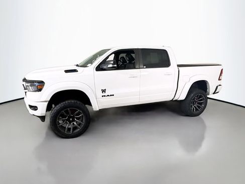 Used 2022 RAM 1500 Big Horn image 3
