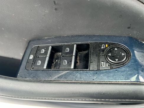 Used 2019 MAZDA MAZDA3 Sedan w/ Premium Package image 17