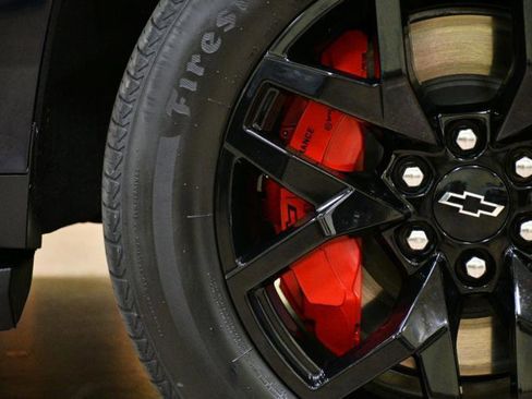 Used 2024 Chevrolet Tahoe RST w/ RST Performance Edition image 27