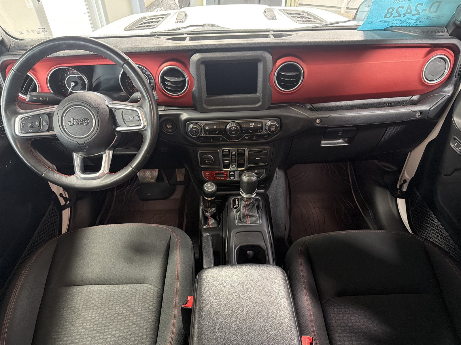 Used 2020 Jeep Gladiator Rubicon w/ Safety Group AWD/4WD image 10