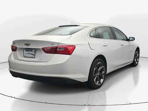 Used 2024 Chevrolet Malibu LT image 9