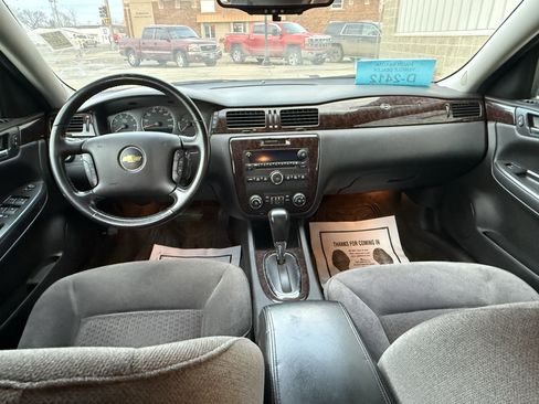 Used 2013 Chevrolet Impala LT w/ LT Sunroof Package image 12