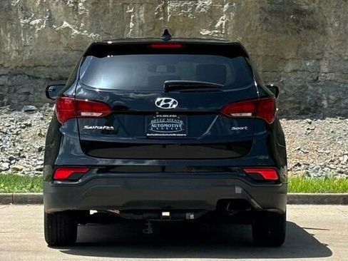 Used 2017 Hyundai Santa Fe Sport image 6
