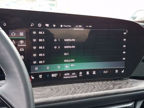 Certified 2025 Audi Q5 2.0T Premium Plus w/ Premium Plus image 18