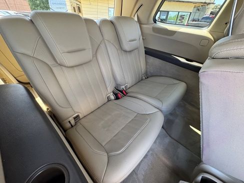 Used 2016 Mercedes-Benz GL 450 4MATIC image 19