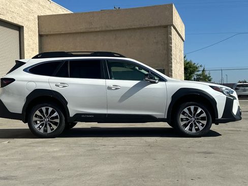 New 2025 Subaru Outback Limited image 2
