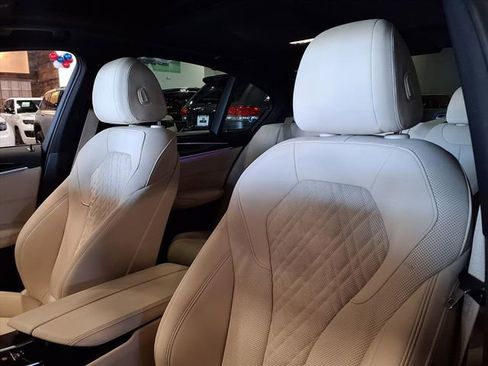 Used 2023 BMW 530i xDrive w/ Executive Package image 16