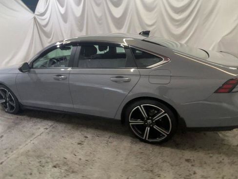 Used 2024 Honda Accord Sport image 6