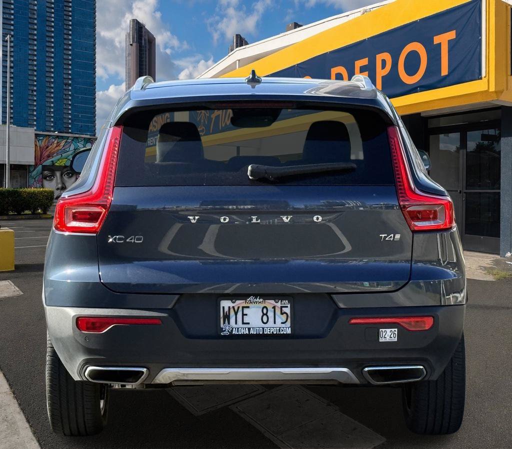 Used 2020 Volvo XC40 T4 Inscription w/ Protection Package Premier FWD image 4