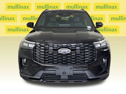New 2026 Ford Explorer ST-Line w/ ST-Line Street Pack RWD image 15