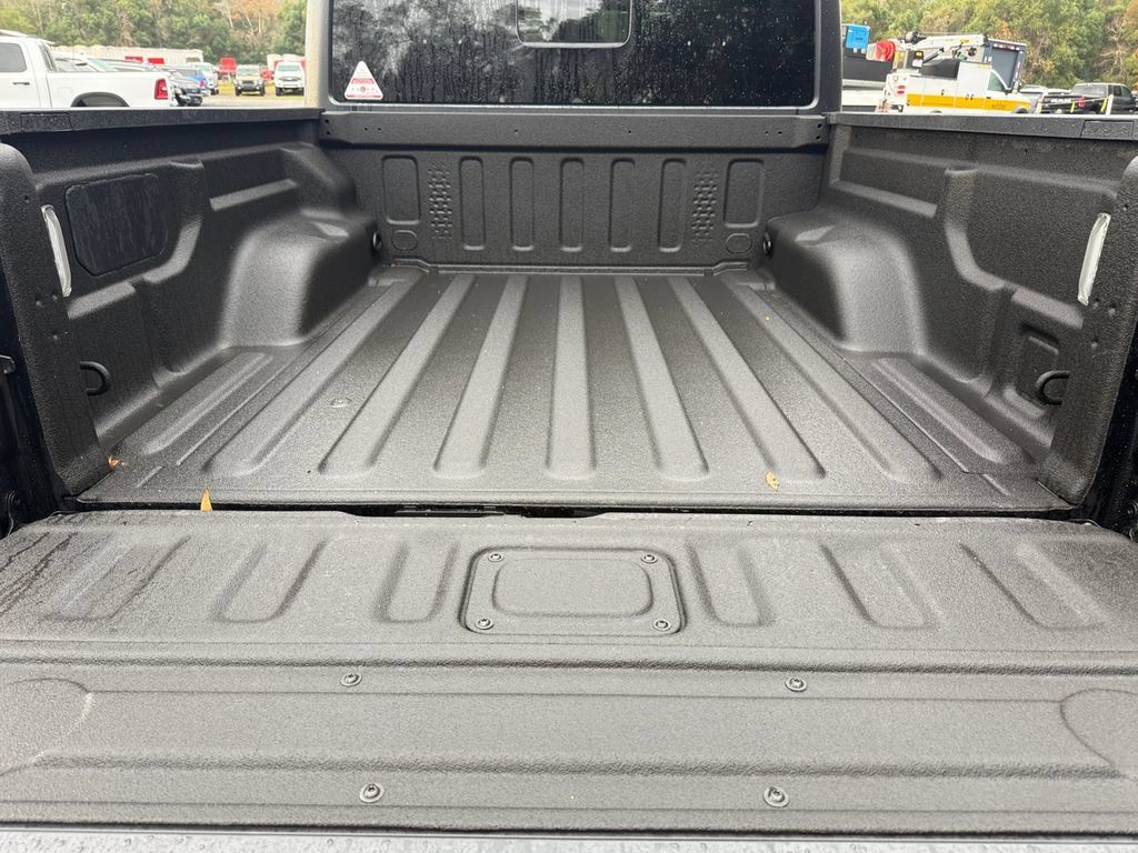 New 2025 Jeep Gladiator Sport AWD/4WD image 28