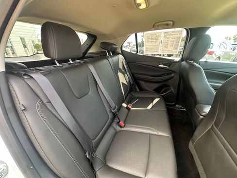 Used 2024 Buick Encore GX Sport Touring image 26
