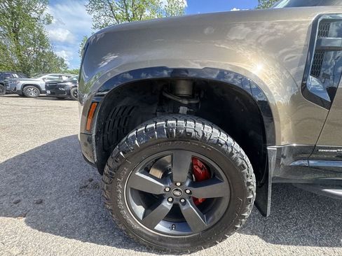 Used 2020 Land Rover Defender 110 X AWD/4WD image 10