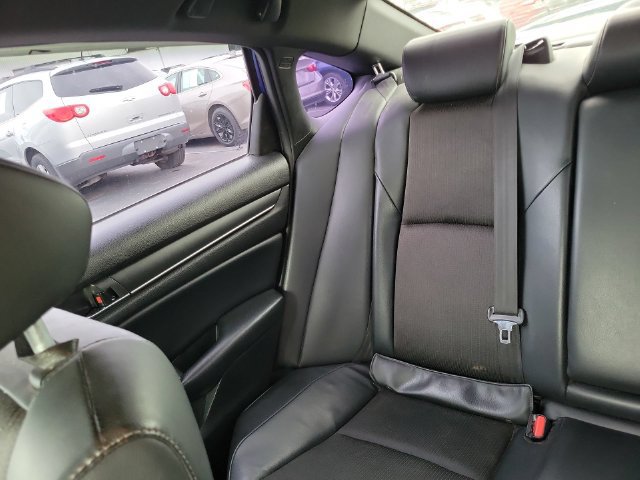 Used 2018 Honda Accord Sport image 12