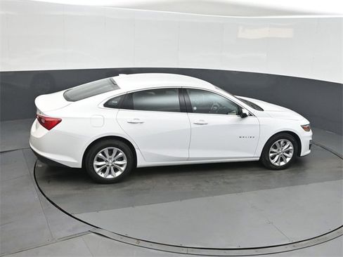 Used 2024 Chevrolet Malibu LT image 28