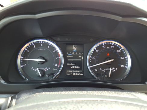 Used 2015 Toyota Highlander XLE AWD/4WD image 16