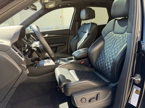 Used 2018 Audi SQ5 Premium Plus w/ Navigation Package AWD/4WD image 12
