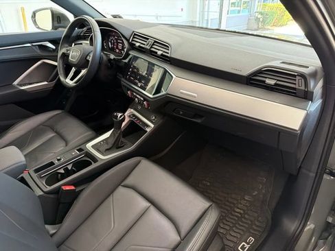 Used 2023 Audi Q3 2.0T Premium w/ Convenience Package AWD/4WD image 13