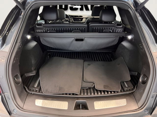 Used 2021 Cadillac XT5 Premium Luxury AWD/4WD image 8