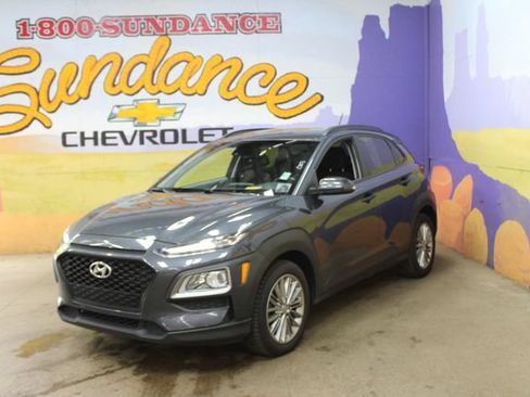 Used 2021 Hyundai Kona SEL AWD/4WD image 2