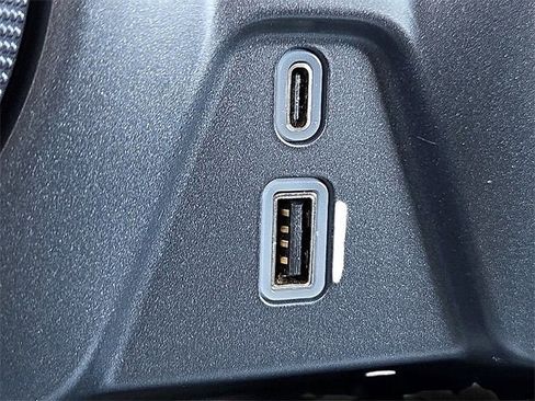 Used 2023 Chevrolet Blazer LT w/ Convenience Package image 25