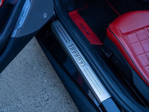 Certified 2022 Ferrari Portofino M image 30