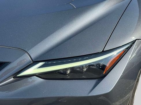 Used 2023 Lexus IS 350 F Sport AWD/4WD image 11