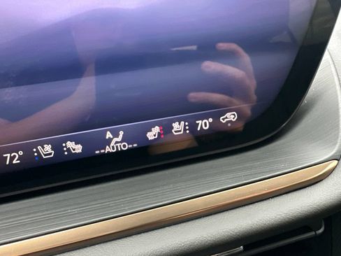 Used 2026 Buick Envision Avenir AWD/4WD image 63